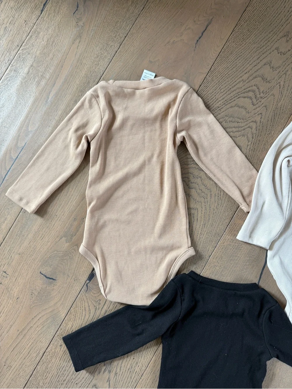 Ribbed Long Sleeve Baby Bodysuits 12–18M Neutral 3 Pack